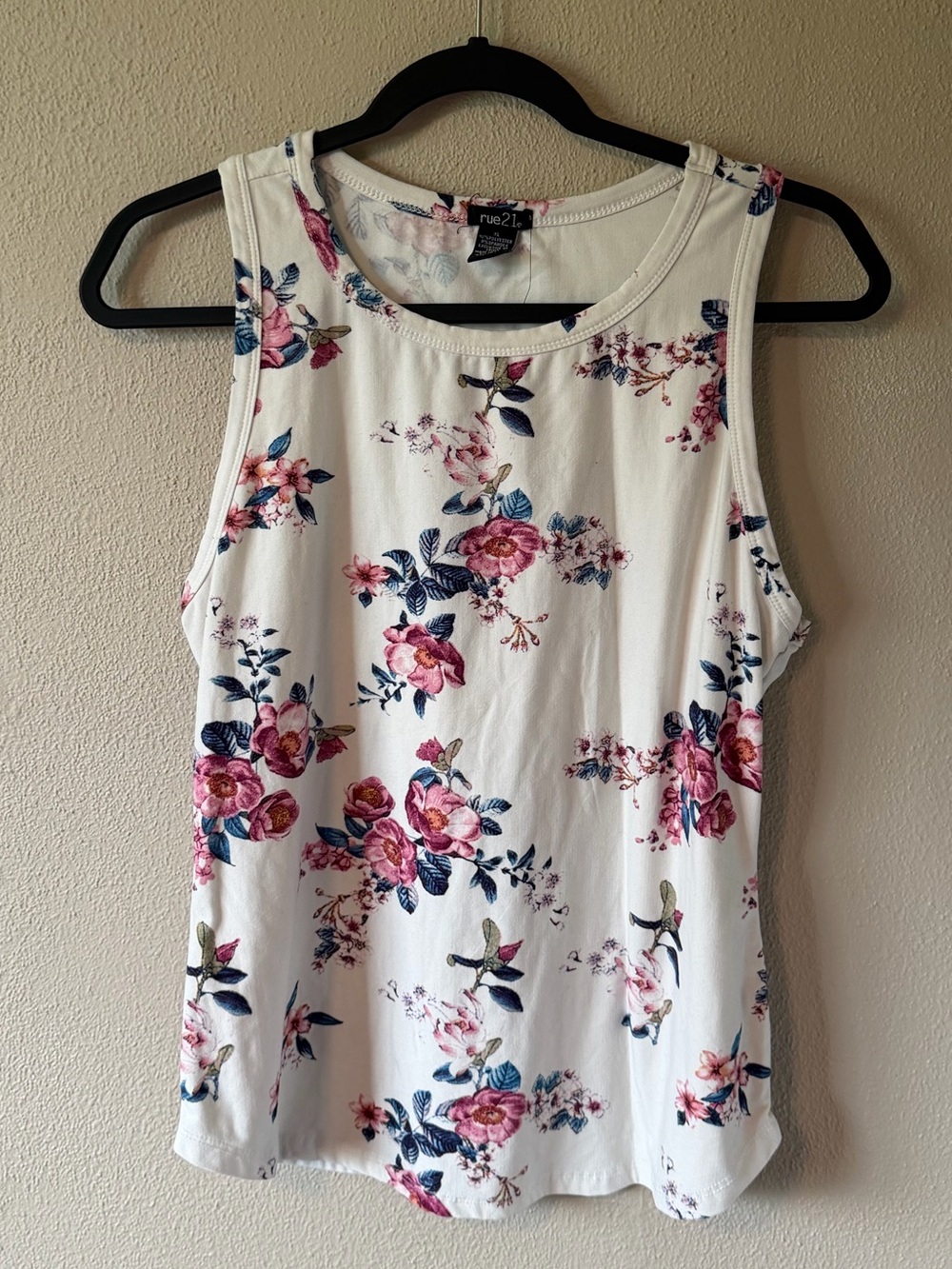 Rue 21 White Floral Sleeveless Tank Top Women’s XL